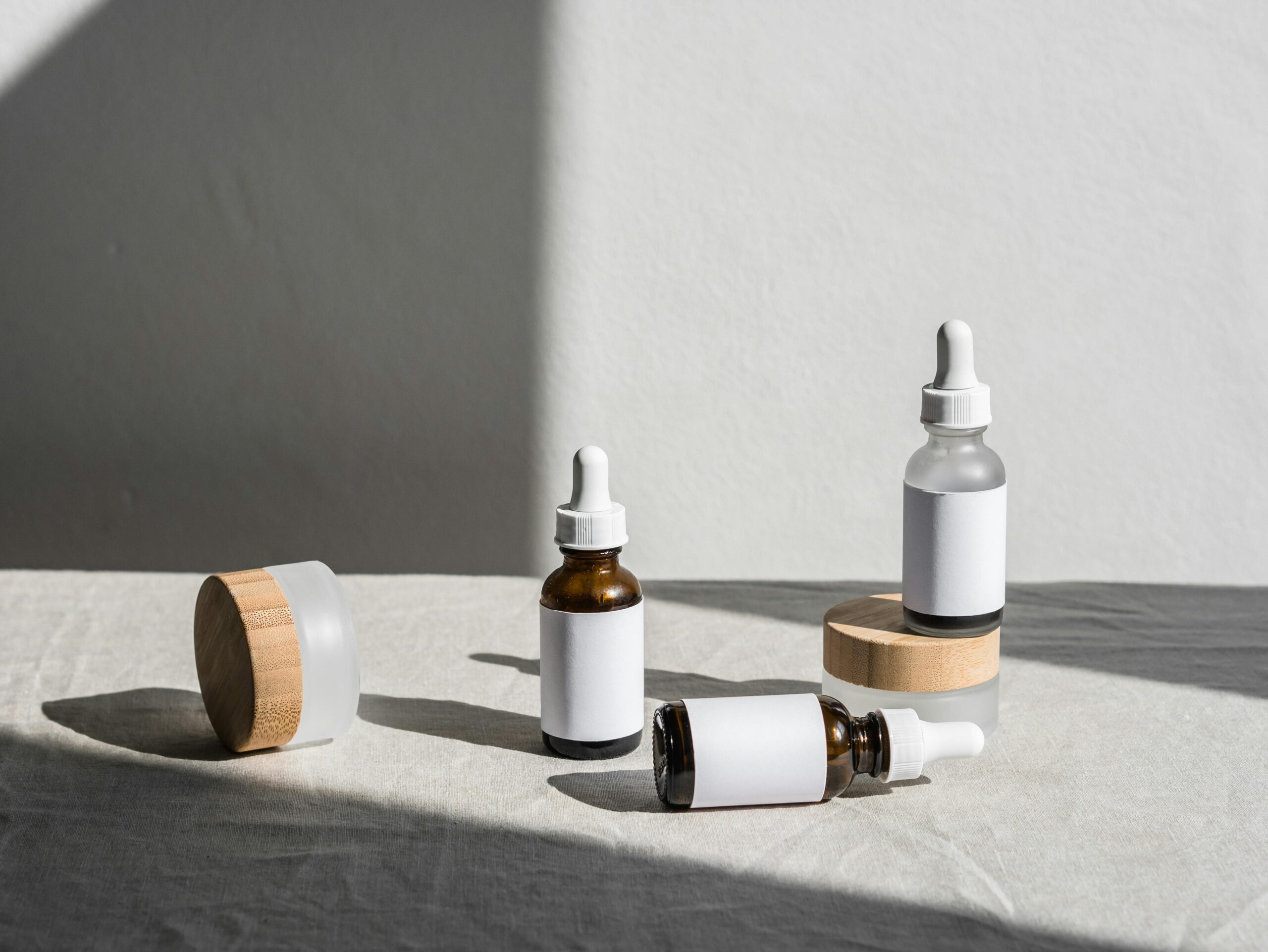 American Academy of Dermatology guidance on combining vitamin C and niacinamide in a science-backed skincare routine
